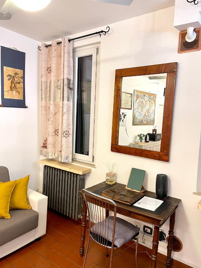 City Centre Life Apartment Верона Екстер'єр фото